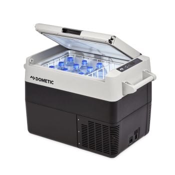 Dometic CFF45 Pack Portable Fridge/Freezer 44L Insulated Cover Included
