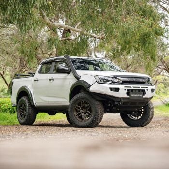 VIKOR INDUSTRIES Diablo Bull Bar No Loop fits Isuzu DMAX 2024 on VDBB1ID24
